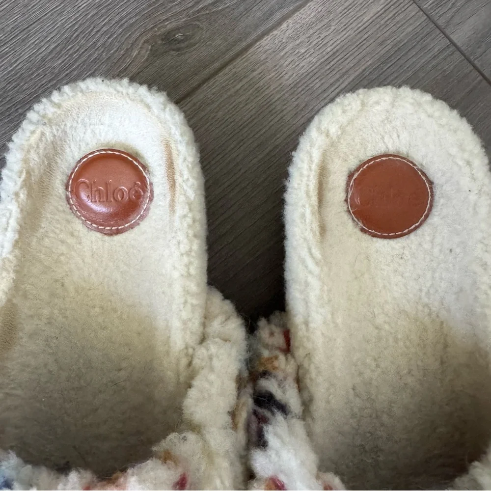 Retail $795! Chloe Shearling Slides Luxury + Comfort! 40 10 - Picture 3 of 7